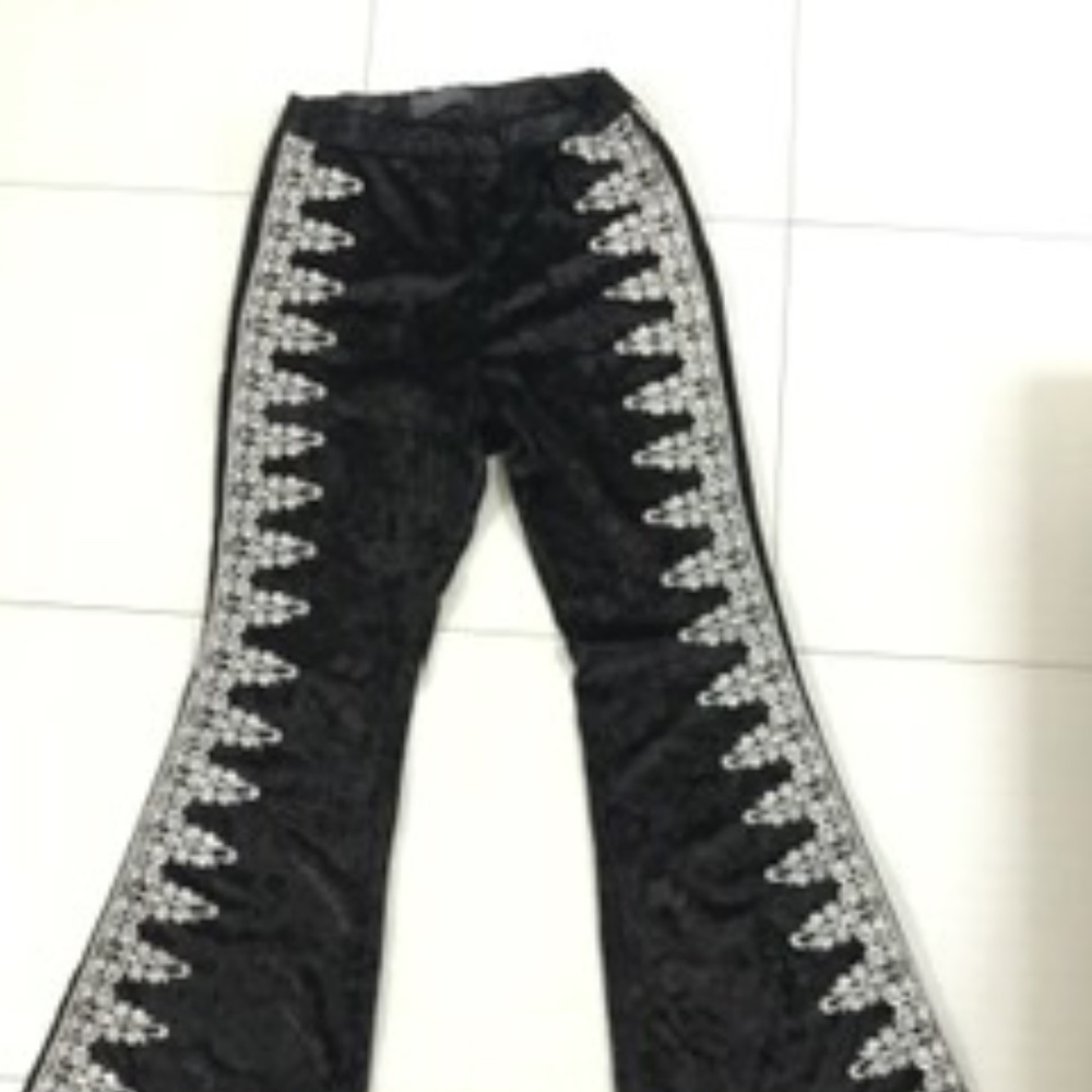 Bell bottom pants